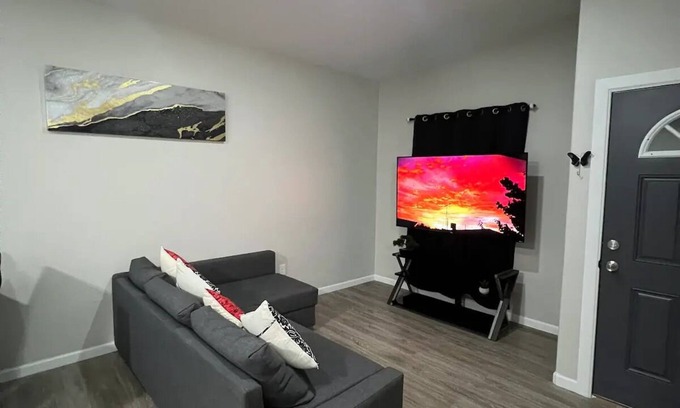 El Paso Appartement | Luxurious home in Central