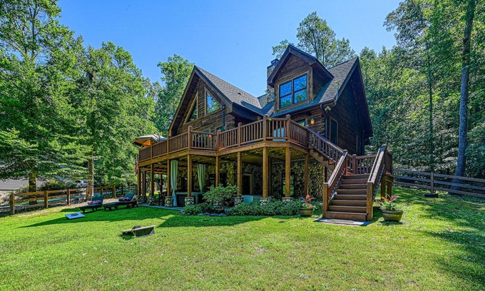 Bumpass Cabine | Luxurious lakefront cabin with hot tub, game room, & washer/dryer- dog friendly