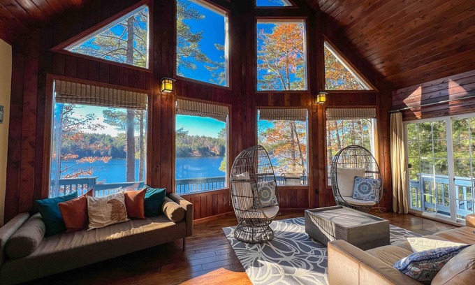 Wolfeboro Maison | Luxurious Lakehouse - Firepit with beautiful sunsets+ Central Air + Private Dock