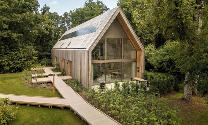 Zolder Maison | Luxurious lodge for 6, bathed in natural light, located in the green heart of Belgian Limburg.