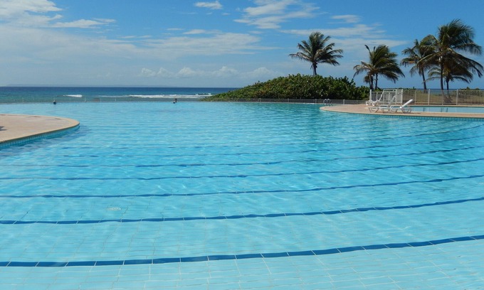 Saint-Francois Appartement | Luxueux Bas de Villa à Anse des Rochers avec Plage, Vue Mer et Piscine