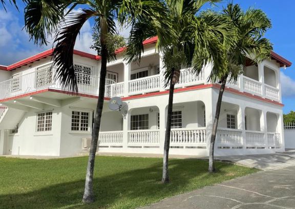 Estate Body Slob South Maison | Luxurious One and Two Bedroom Villa