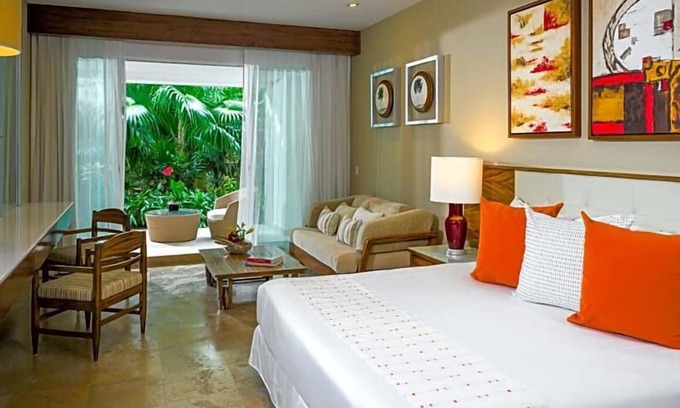 Diamante Station Balnéaire | Luxurious resort stay for a group/family with beautiful beach and amazing pools!
