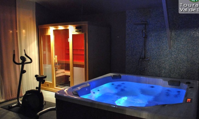 Benais Cottage | Séjour détente en Touraine : maison de charme avec spa, sauna, fitness, jardin clos et équipements pour bébé