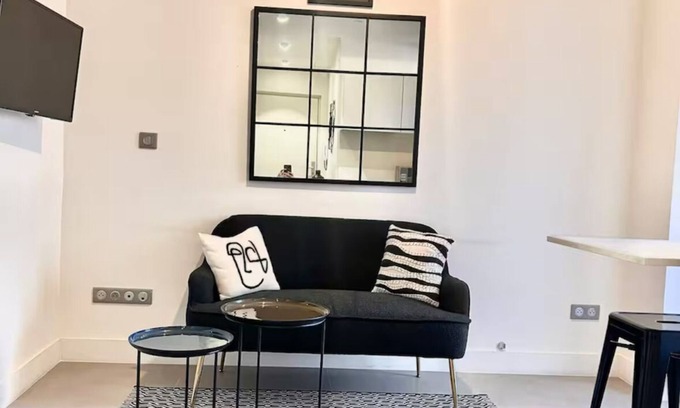 Lepante Quarter Appartement | Luxurious Studio w/separate sleeping area