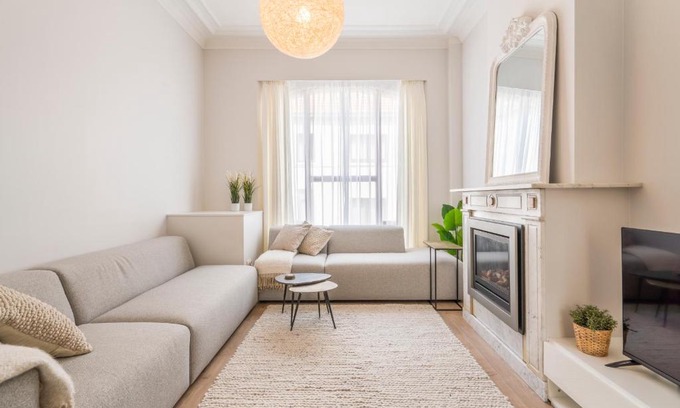 Vogelzang Maison | Luxurious, updated, warm & stunning Home terraces