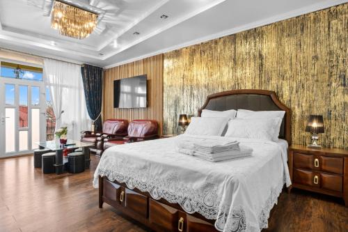 Sector 1 Appartement | Luxurious Villa with Lush Garden and Huge Terrace near Herastrau Park