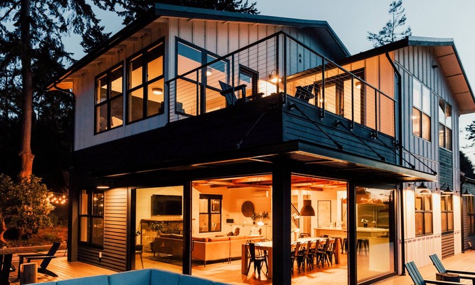 Greenbank Maison | NOUVELLE LISTE! Bord de l'eau de luxe, vue sur l'eau, maison w / cuisine complète, et WiFi!