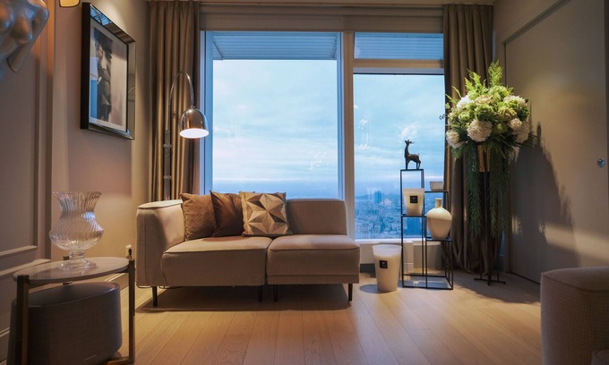 Sisli Appartement | LUXURIOUSLY FURNISHED, UNIQUELY DECORATED,WITH A BOSPHORUS VIEW, 1+1 APARTMENT.