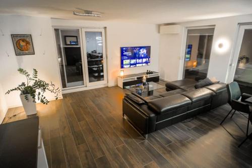 Kornwestheim Appartement | Luxury 口 Studio Knox PrimeTV 口 8min zum S-Hbf