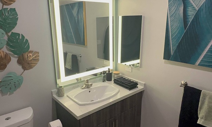 Downtown Sacramento Copropriété | Luxury 1-bed condo in midtown Sacramento with modern amenities and city views.