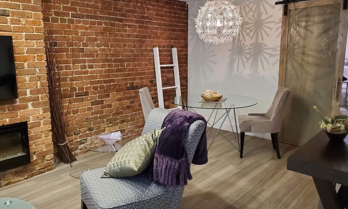 Downtown Halifax Appartement | Luxury 1 bedroom apartment - Newly Renovated