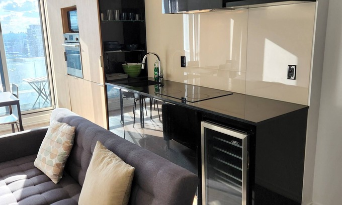 Financial District Copropriété | Luxury 1- Bedroom Luxury Toronto Downtown Condo