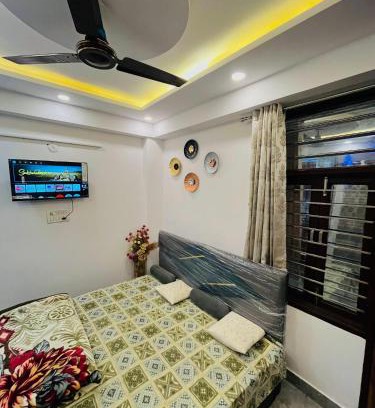 New Delhi Maison | Luxury 1 RK in New Delhi