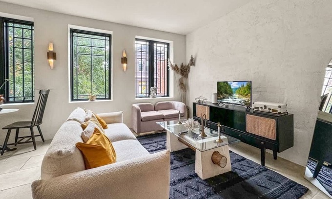 Society Hill Appartement | Luxury 1BD | 1 Bed | South St
