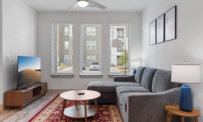 Stony Ridge North Appartement | Luxury 1BD/1BA Near Airport 8388
