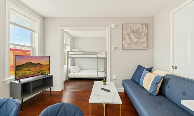 Southwark Appartement | Luxury 1BD | 5 Beds | Queens Village