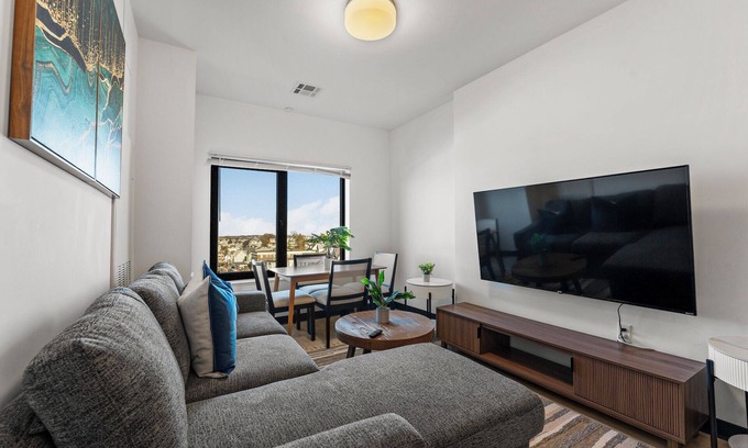 Everett Appartement | Luxury 1BR near Boston 3175
