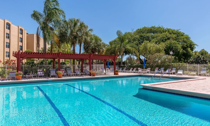 Delray Beach Appartement | Luxe 2/2 Appartement Mins des plages, Wifi, Piscine, Tennis