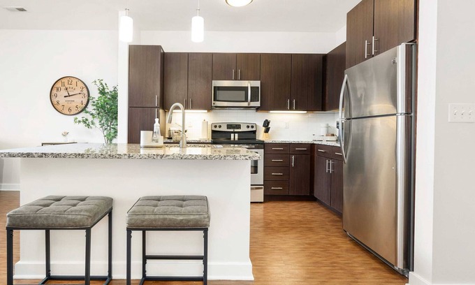 Grandview Heights Appartement | Luxury 2-Bed in Grandview