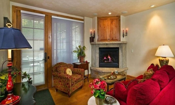 Aspen Copropriété | Condo de luxe 2 BR / 3 BA - # 419 à pied des ascenseurs et du centre-ville