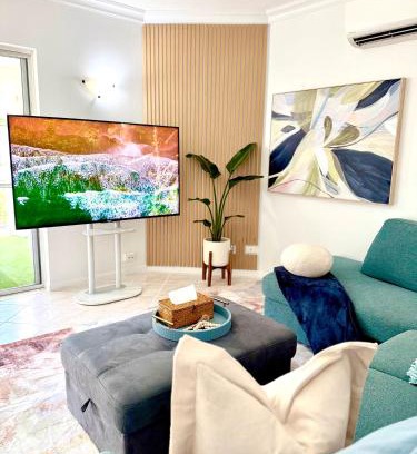 Cairns North Appartement | Luxury 2Bed 2bath Poolview apartment with Lift and 4pools