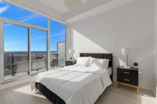 Humber Bay Appartement | *Luxury 2BR-2BA, High Floor, Unobstructed Lake View*
