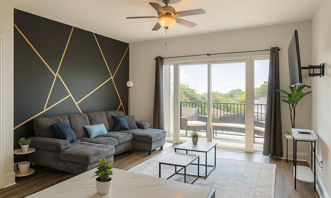 Glen Iris Appartement | 🏙 Luxury 2BR Condo | Steps from UAB Campus 5a