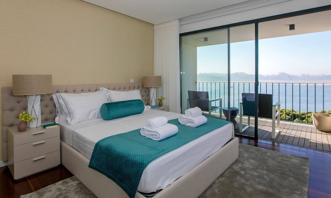 Lordelo do Ouro e Massarelos Appartement | Luxury 2BR Duplex in Foz Porto by LovelyStay