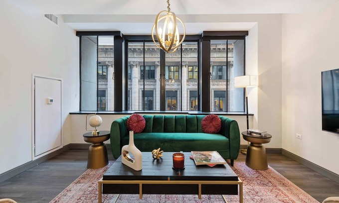 Downtown Chicago Appartement | Luxury 2BR near Millennium Park + 5-Star Reviews