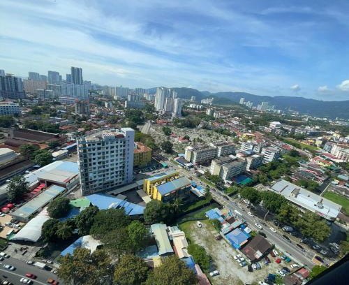 George Town Appartement | Luxury 2BR SunnySuite Sky Pool Breathtaking Views