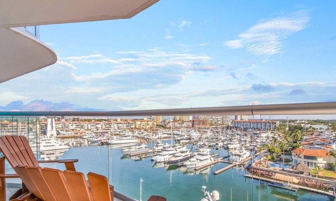 Isla Iguana Appartement | Marina Getaway w Private Patio & Rooftop Pool