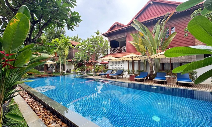 Siem Reap Villa | Luxury 3-bedroom villa with AC- Share Swimming Pool-Siem Reap Angkor