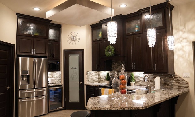 Palmhurst Maison | Luxury 3-Bedroom Home with Modern Amenities & Stunning Views