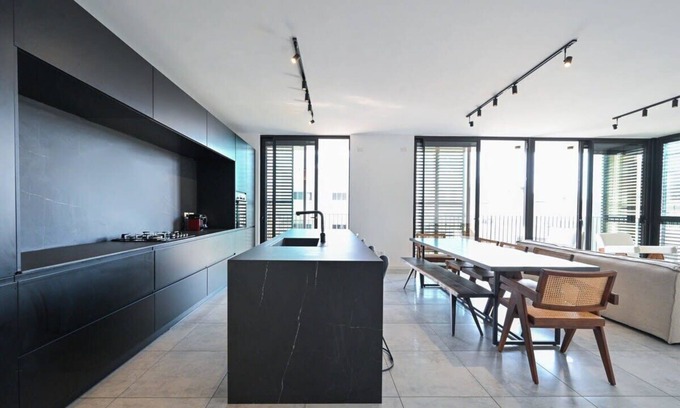 Tel Aviv Appartement | Luxury 3BR in Ben Yehuda by Holyguest