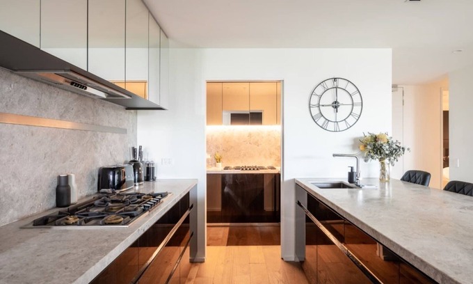 Melbourne Appartement | Luxury 4 Bedroom Apt - Parking, pool and views