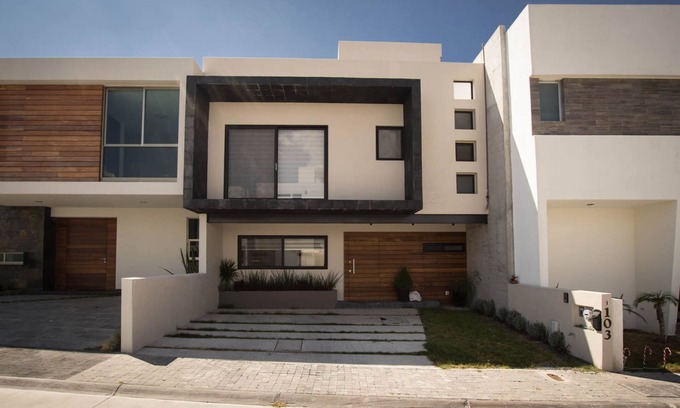 Queretaro Maison | Maison de luxe de 4 chambres avec vue sur le canyon. Très proche du centre-ville de Querétaro.