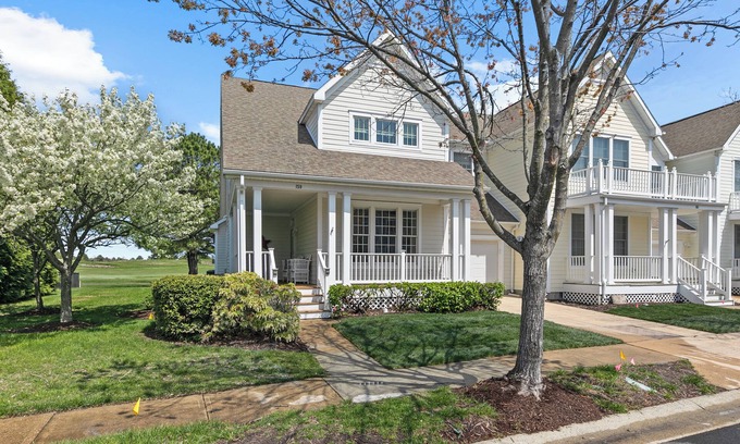 Ocean View Maison | Luxury 4BD Bear Trap Dunes Retreat! Townhome with Community Pool, Free WIFI, Golf, Beach Shuttle, Tennis and more!