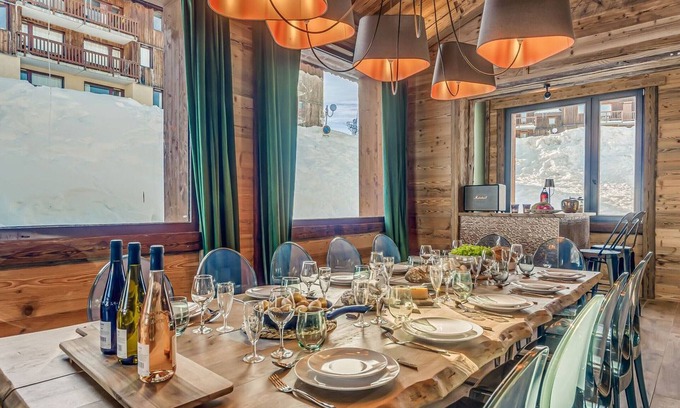 Plagne Villages Chalet De Ski | Chalet de luxe 5 étoiles, 7 suites, 14 personnes, services hôteliers