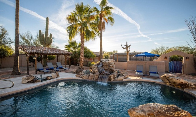 Monte De Paz Maison | Lux 5BR in Scottsdale: Pickleball, Pool & Golf!