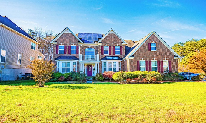 Montpelier Maison | Luxury 5Brooms 4,5Baths Home &Free parking Near DC
