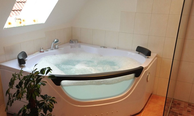 Rhoden Copropriété | Appartement de luxe avec son propre bain à remous et cheminée - utilisation de l'espace bien-être inclus
