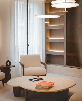 Champs-Elysees Appartement | Luxury Apartment 3BR in Paris