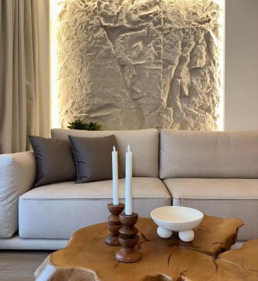 Thessaloniki City Centre Appartement | Luxury apartment 70m2 with 2 bedrooms ,balcony and jacuzzi , Downtown Thessaloniki