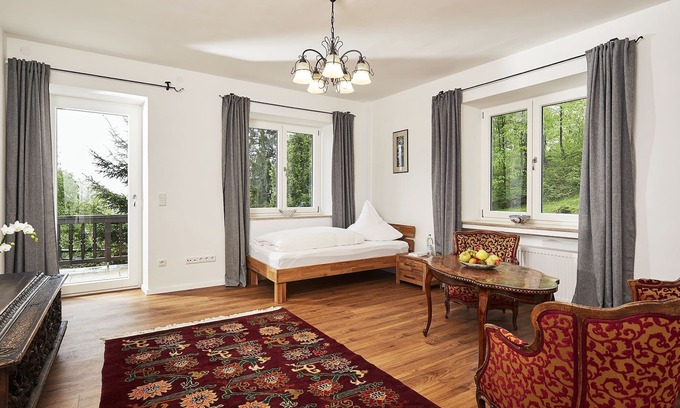 Grassau Appartement | Luxury apartment Brahms with 3 bedrooms for up to 5 pers. approx. 110 sqm