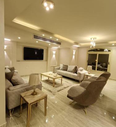 Al Duqqi Appartement | LUXURY APARTMENT Dokki