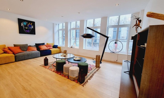 Douai Appartement | Luxury apartment in Douai center with wifi, air conditioning, and terrace