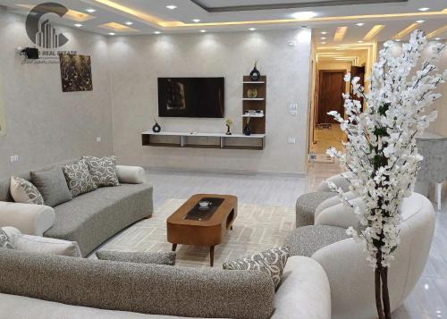 Agouza Appartement | Luxury apartment in Mohandessin, Shehab Street, Cairo