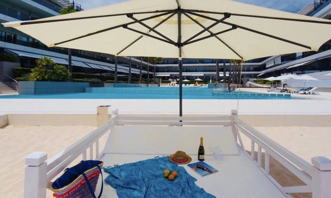 Ibiza Town Appartement | Appartement de luxe à Playa den Bossa en bord de mer