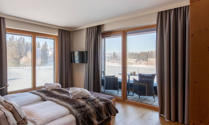Westendorf Appartement | Luxury Apartment, large SPA + pool, at the golf course, PURE Resort Westendorf